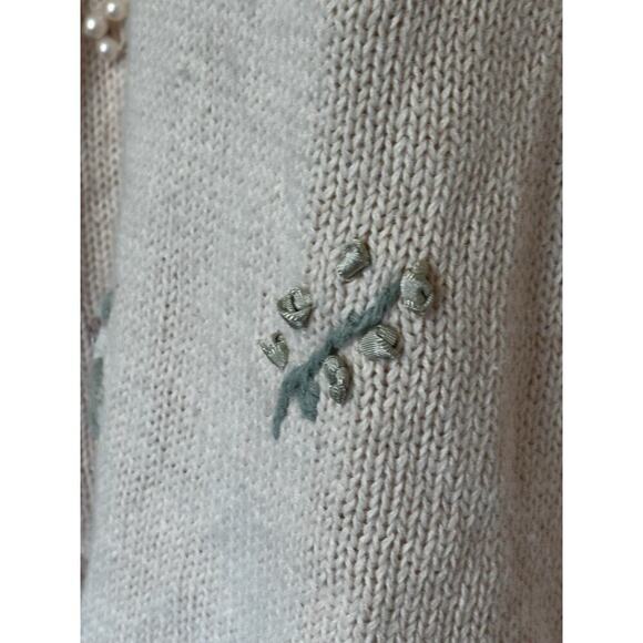 Vintage Womens Sweater Lg Flowers Crochet Embroidery Pink Pearls Top GmaCore - Picture 4 of 14